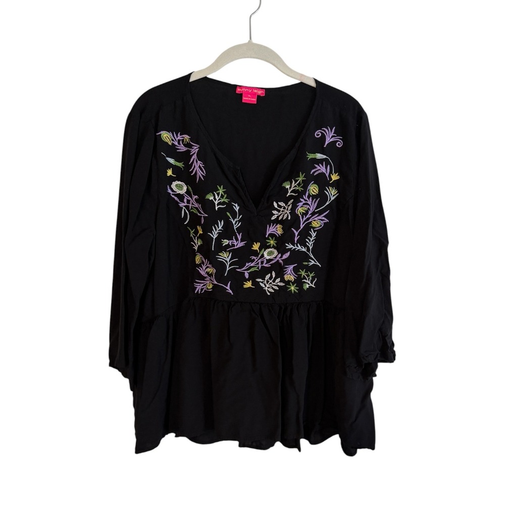 Sunny Leigh Peplum Blouse Black XL Women Embroidered V-Neck Boho Peasant Top